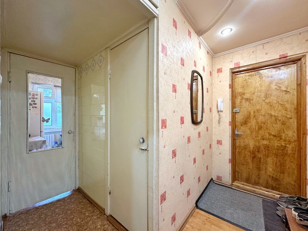 3 ком, 104 серия, 58 м2, этаж 2/5, Сост: Среднее - фото 14