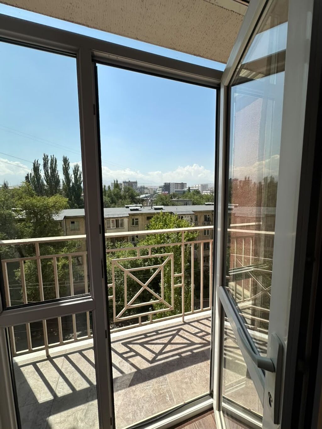 Элитка, 92 м2, этаж 3/10, ж/к Мега Строй, Сост: Евроремонт - фото 8