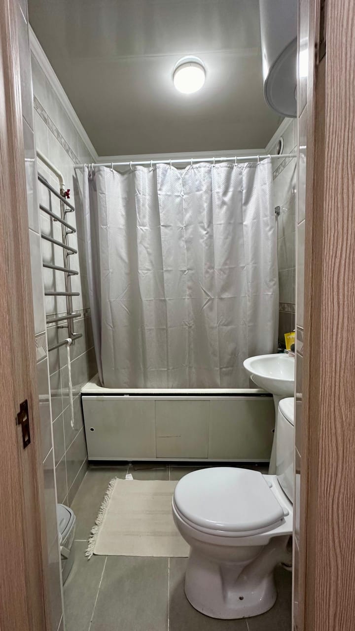 1 ком, Хрущёвка, 30 м2, этаж 1/4, Сост: Евроремонт - фото 2