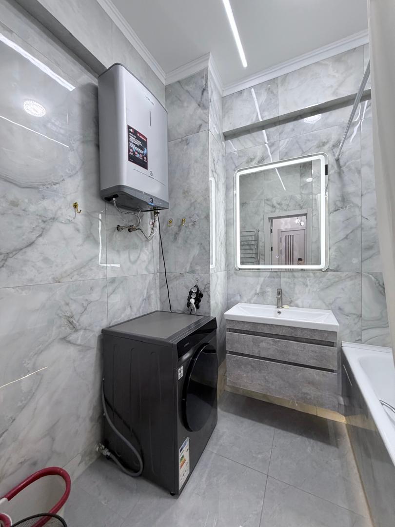 Аренда, Элитка, 2 ком, 50 м2, этаж 13/14, ж/к Континенталь (Continental), Сост: Евроремонт - фото 5