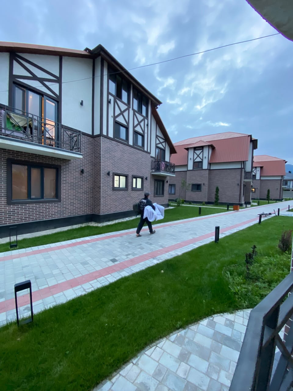 Элитка, 1 ком, 28.73 м2, этаж 2/3, ж/к Yacht Village, Сост: Евроремонт - фото 1