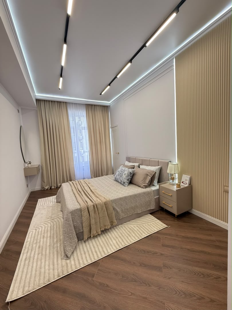 Элитка, 79 м2, этаж 9/13, ж/к Нью-Йорк сити (New York city), Сост: Евроремонт - фото 14