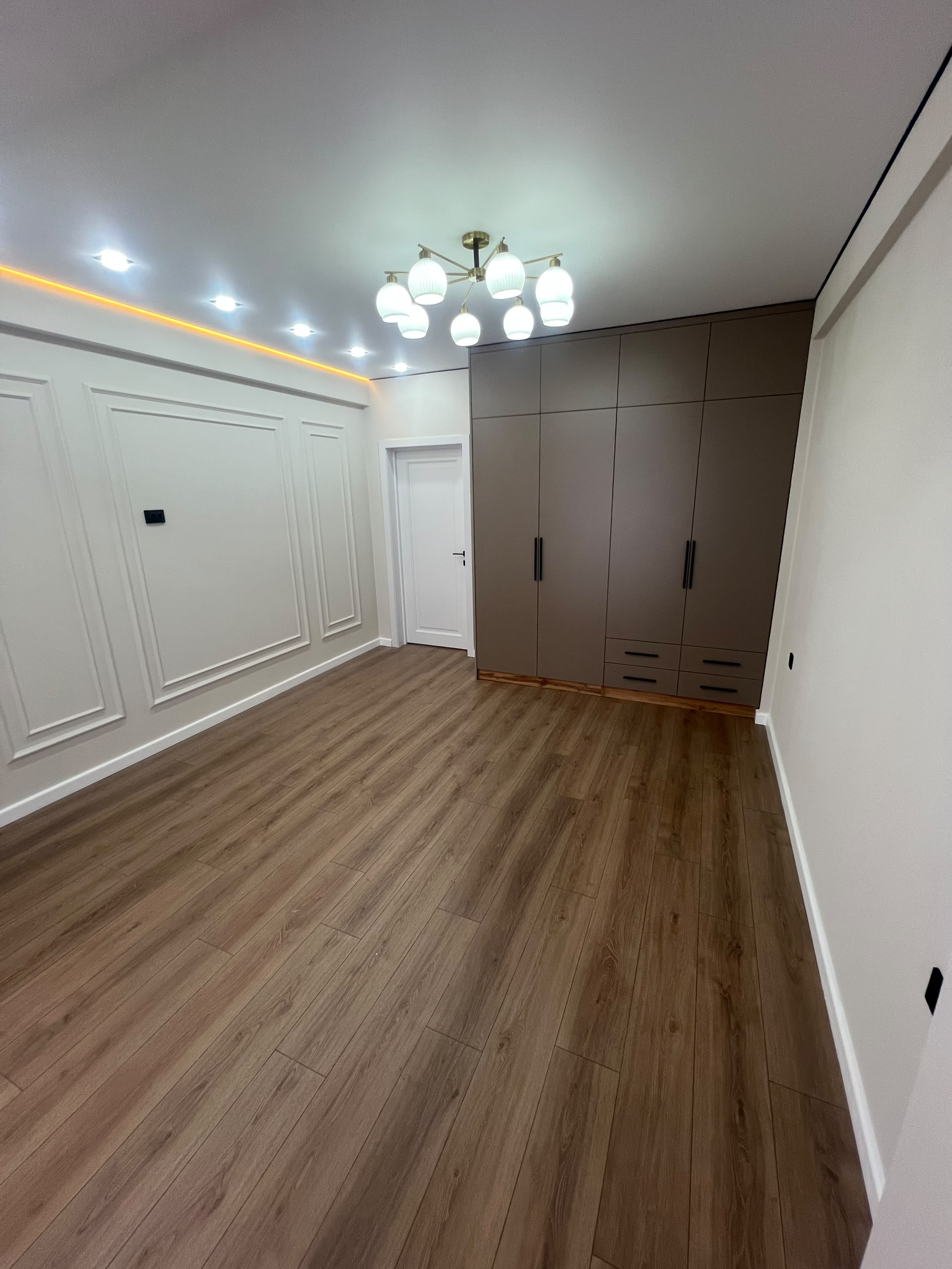 Элитка, 3 ком, 78 м2, этаж 12/16, ж/к СК Шерой, Сост: Евроремонт - фото 14