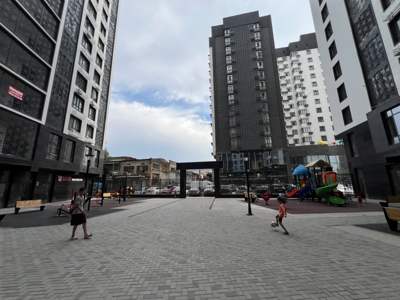 Продажа, Элитка, 1 ком, 51 м2, этаж 15/15, ж/к ЖК Пионер ПЛЮС, Сост: Евроремонт - фото 2