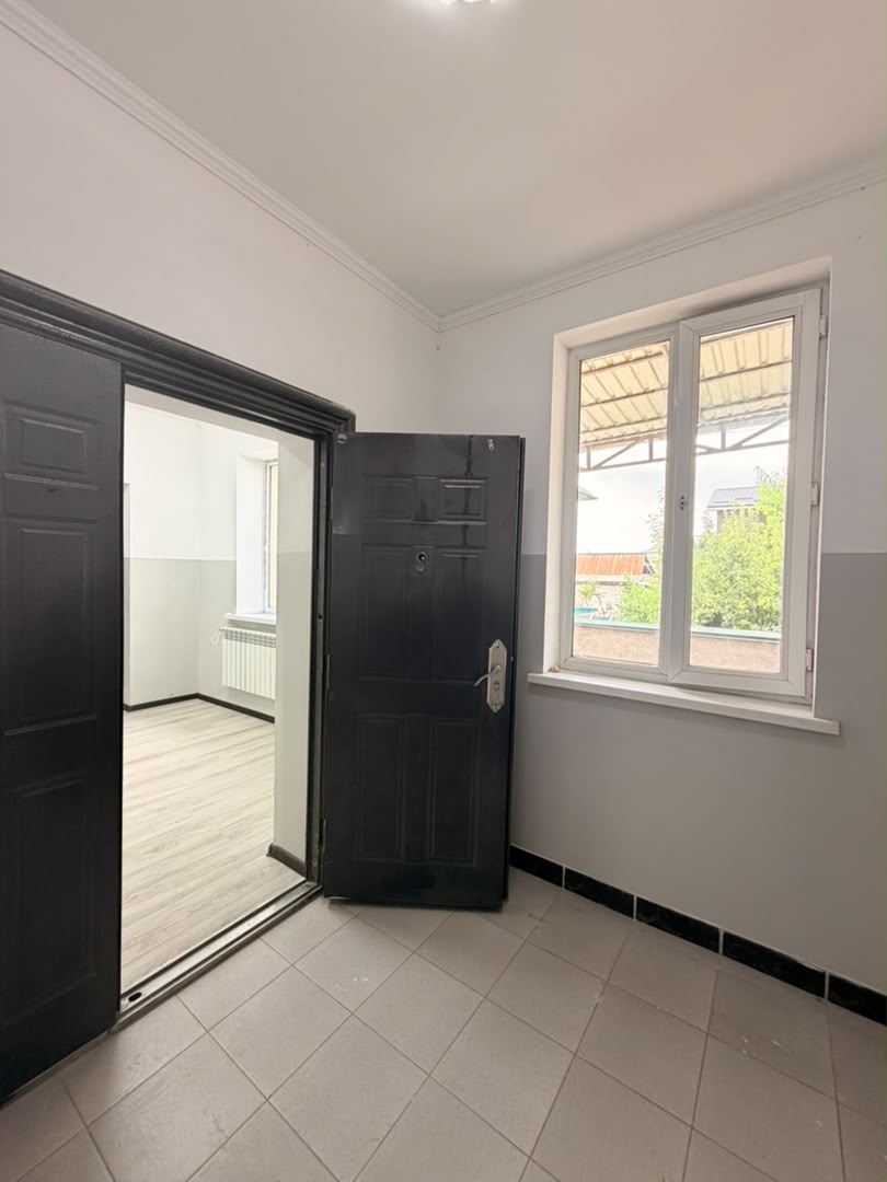Офис, Коммерческая, 370 м2, этаж 1/2, Сост: Хорошее - фото 4