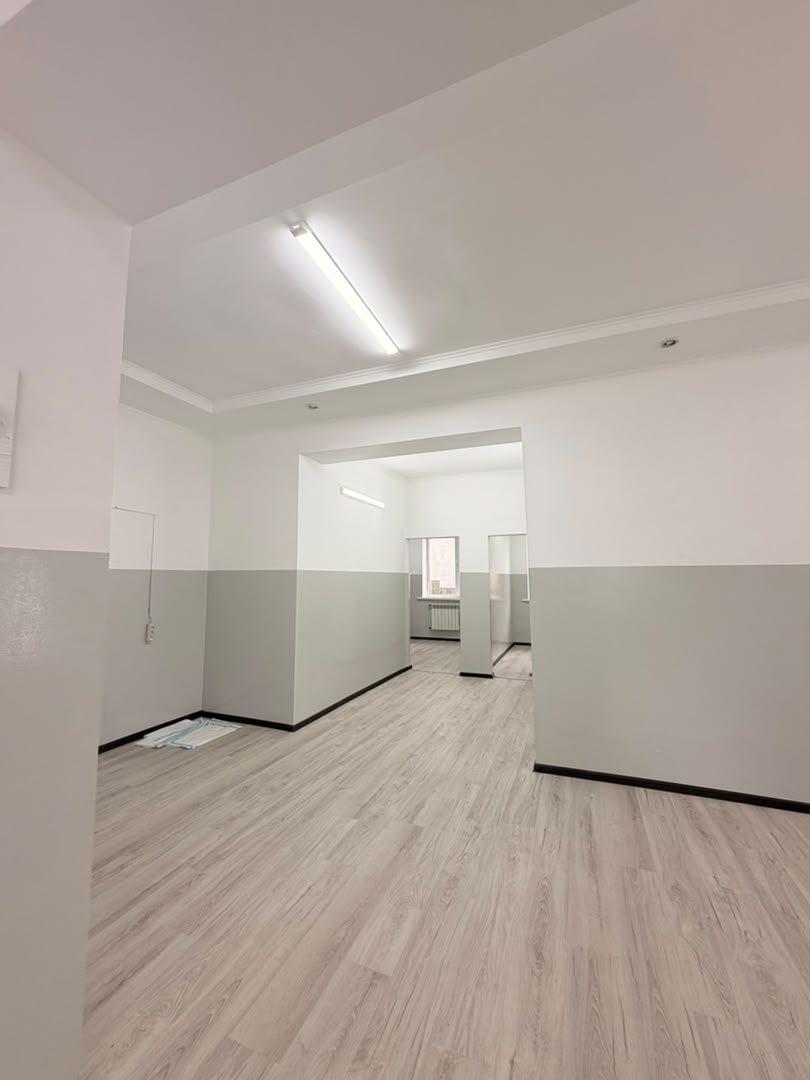 Офис, Коммерческая, 370 м2, этаж 1/2, Сост: Хорошее - фото 12