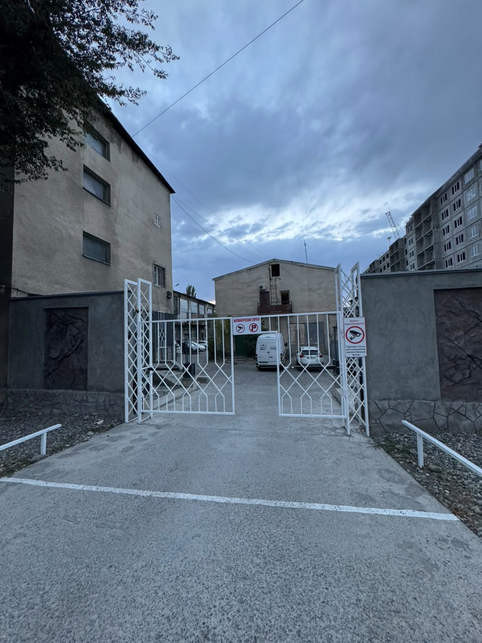 Офис, Коммерческая, 25 м2, этаж 2/2, Сост: Среднее - фото 1