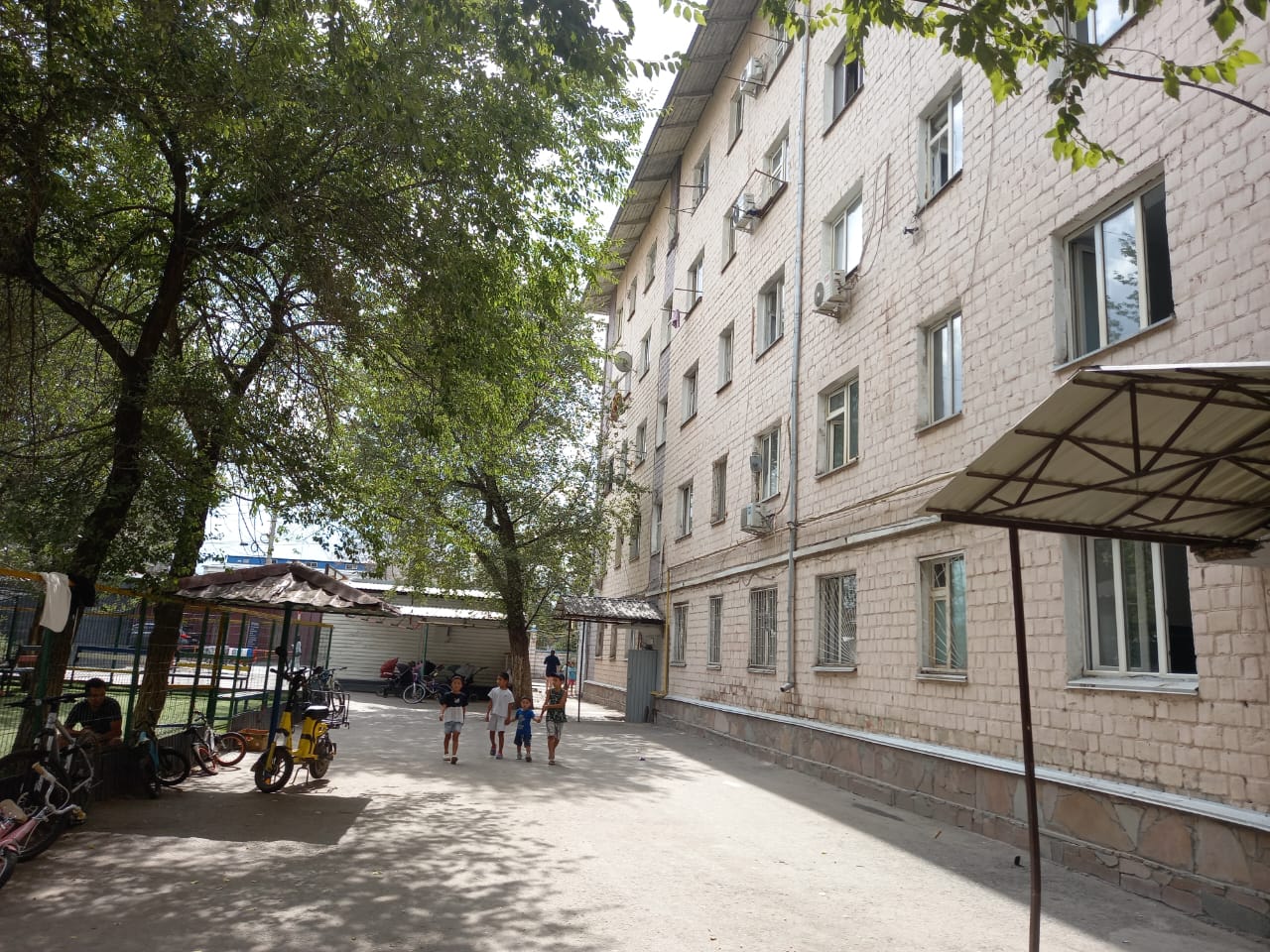 1 ком, Гостинка / Общежитие, 16 м2, этаж 1/5, Сост: Среднее - фото 3