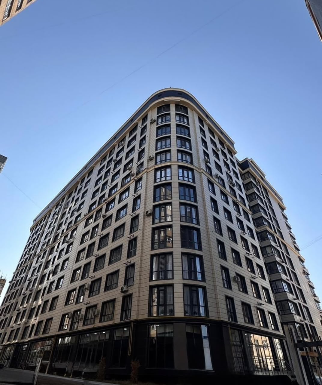 Элитка, 3 ком, 70 м2, этаж 12/12, ж/к Каусар Билдинг(Kausar Building), Сост: Сдан ПСО - фото 1