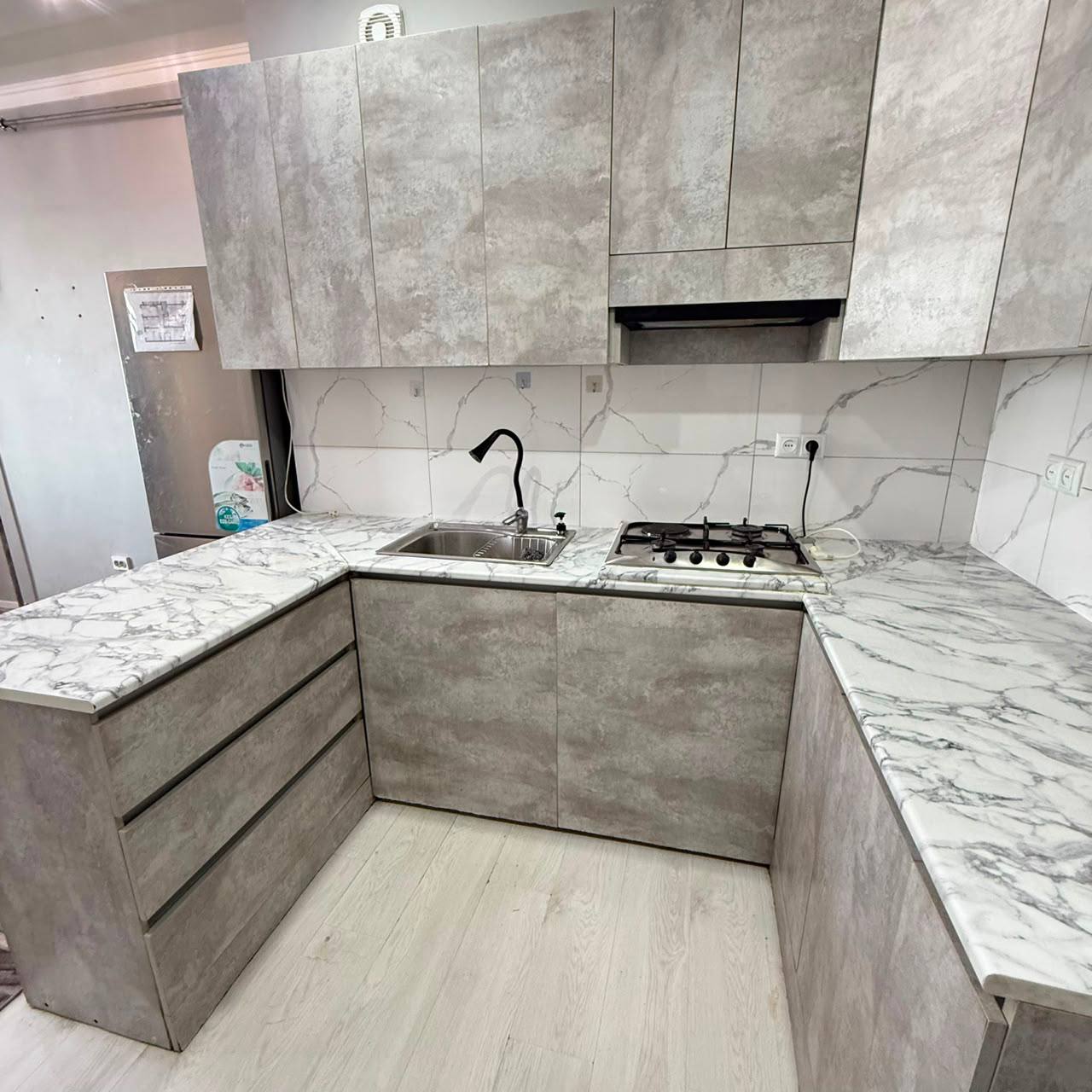 2 ком, 106 улучшенная, 60 м2, этаж 9/12, Сост: Евроремонт - фото 2