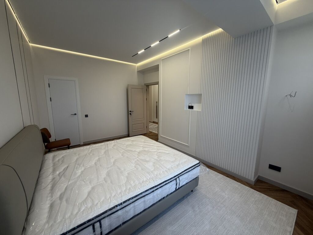 Элитка, 3 ком, 95 м2, этаж 3/9, ж/к Сейтек, Сост: Евроремонт - фото 9