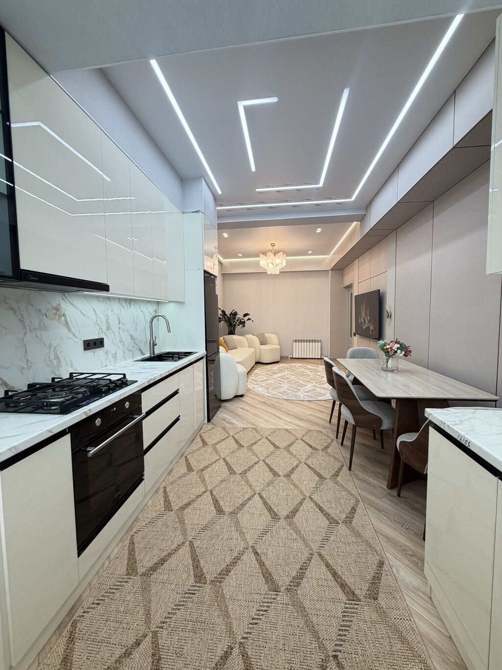 Элитка, 3 ком, 80 м2, этаж 8/12, ж/к Симфония, Сост: Евроремонт - фото 10