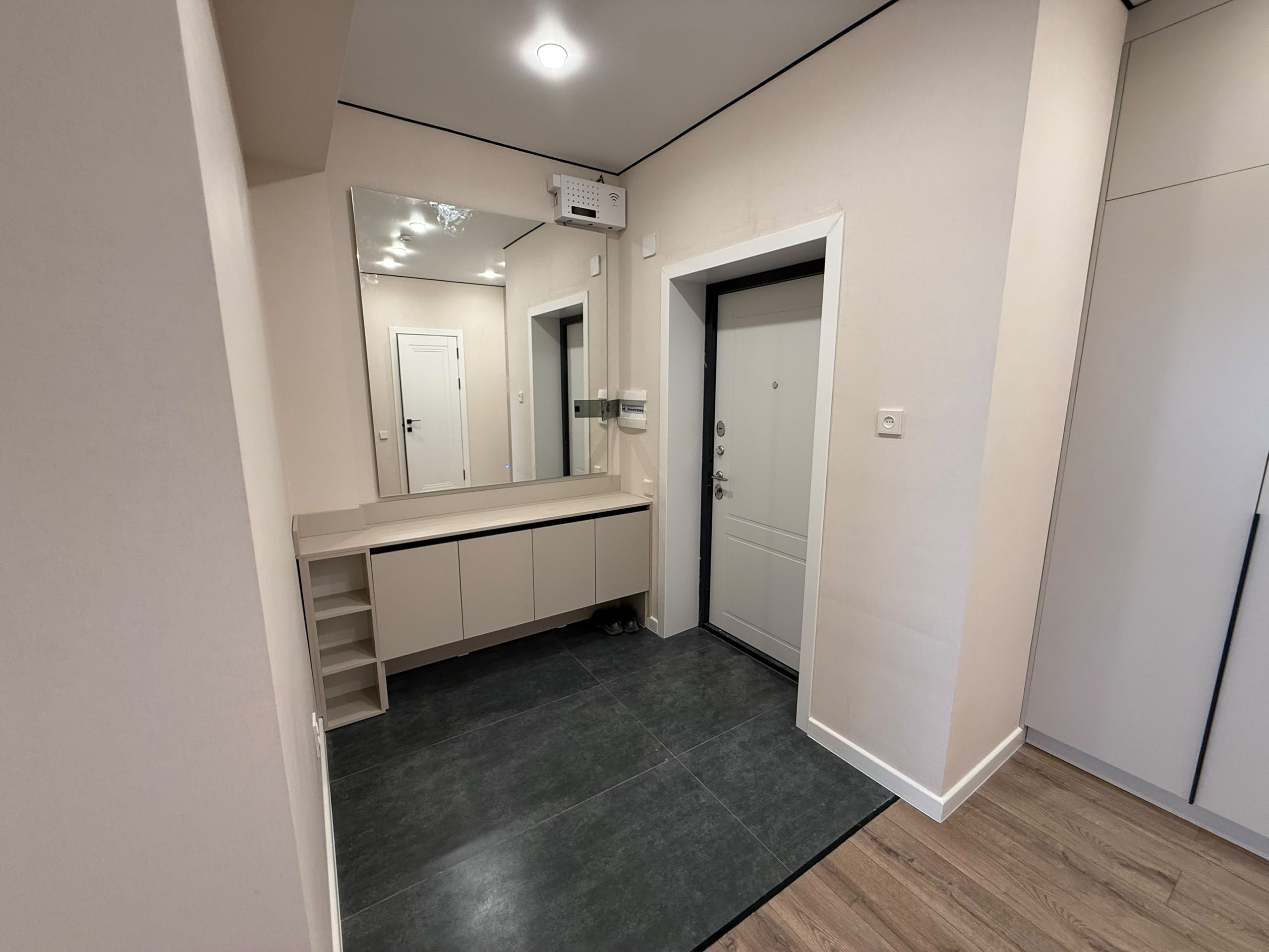 Элитка, 1 ком, 45 м2, этаж 7/14, ж/к ЖК Эмель, Сост: Евроремонт - фото 10