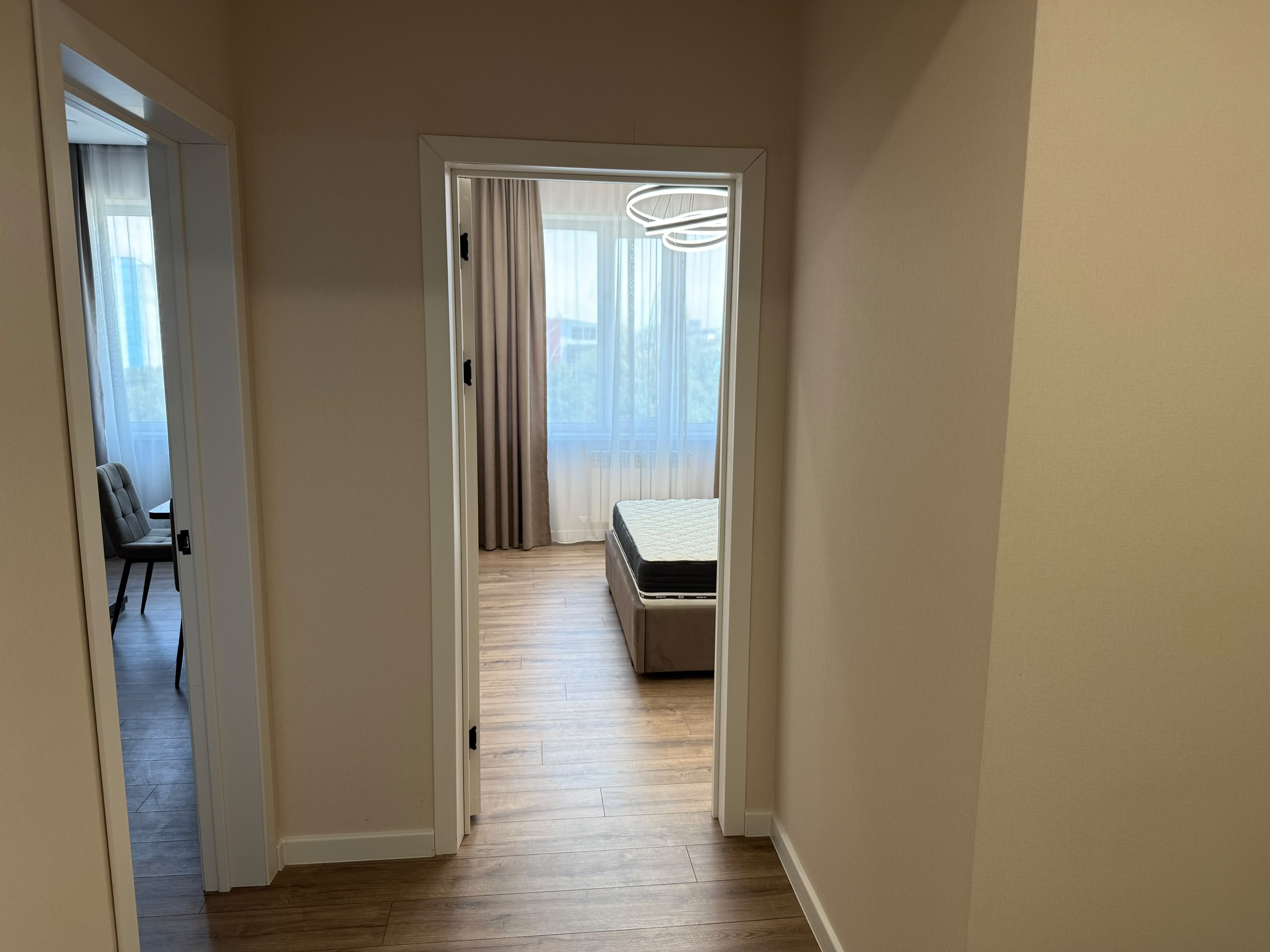 Элитка, 1 ком, 45 м2, этаж 7/14, ж/к ЖК Эмель, Сост: Евроремонт - фото 11