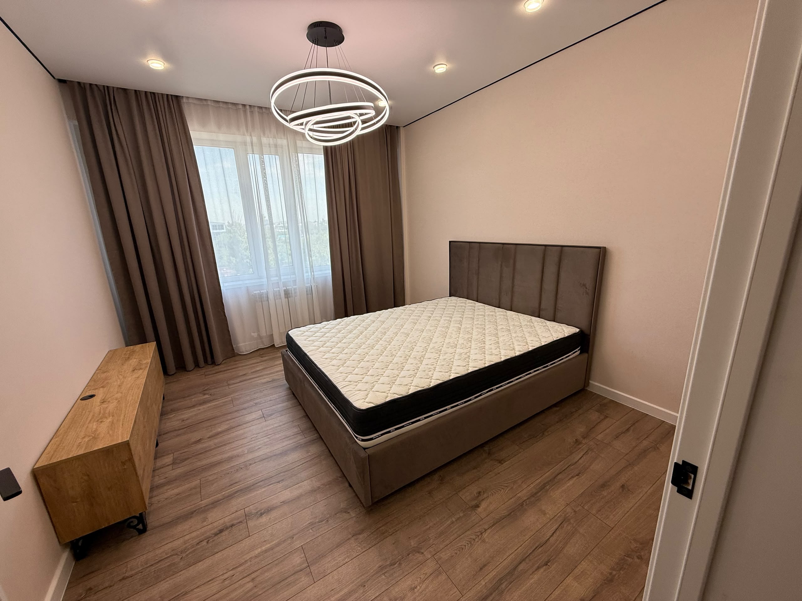 Элитка, 1 ком, 45 м2, этаж 7/14, ж/к ЖК Эмель, Сост: Евроремонт - фото 12