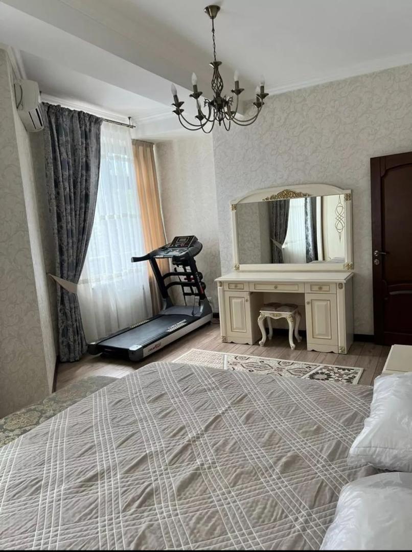 Аренда, Элитка, 4 ком, 130 м2, этаж 3/6, Сост: Евроремонт - фото 7