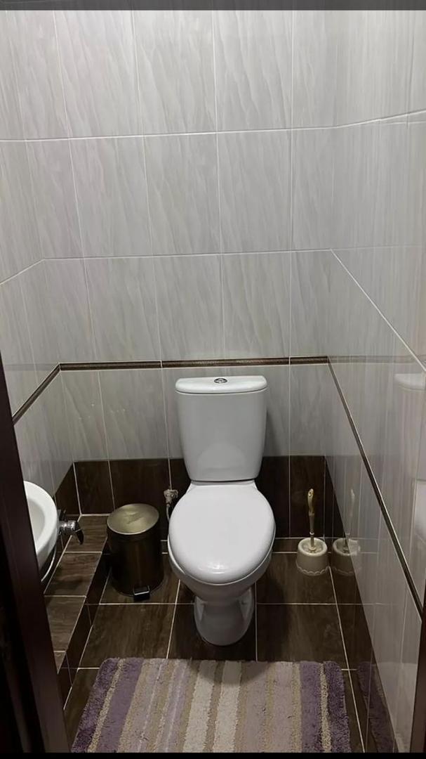 Аренда, Элитка, 4 ком, 130 м2, этаж 3/6, Сост: Евроремонт - фото 15