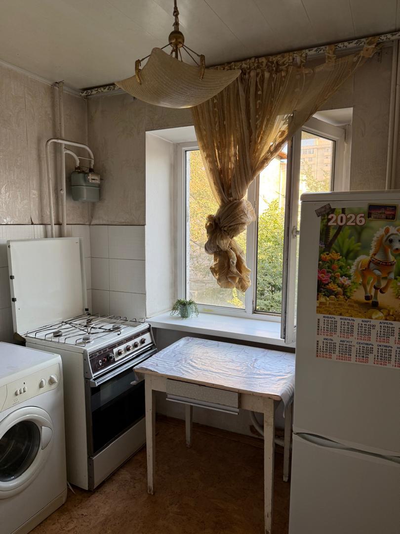 2 ком, Хрущёвка, 42 м2, этаж 3/5, Сост: Без ремонта - фото 3