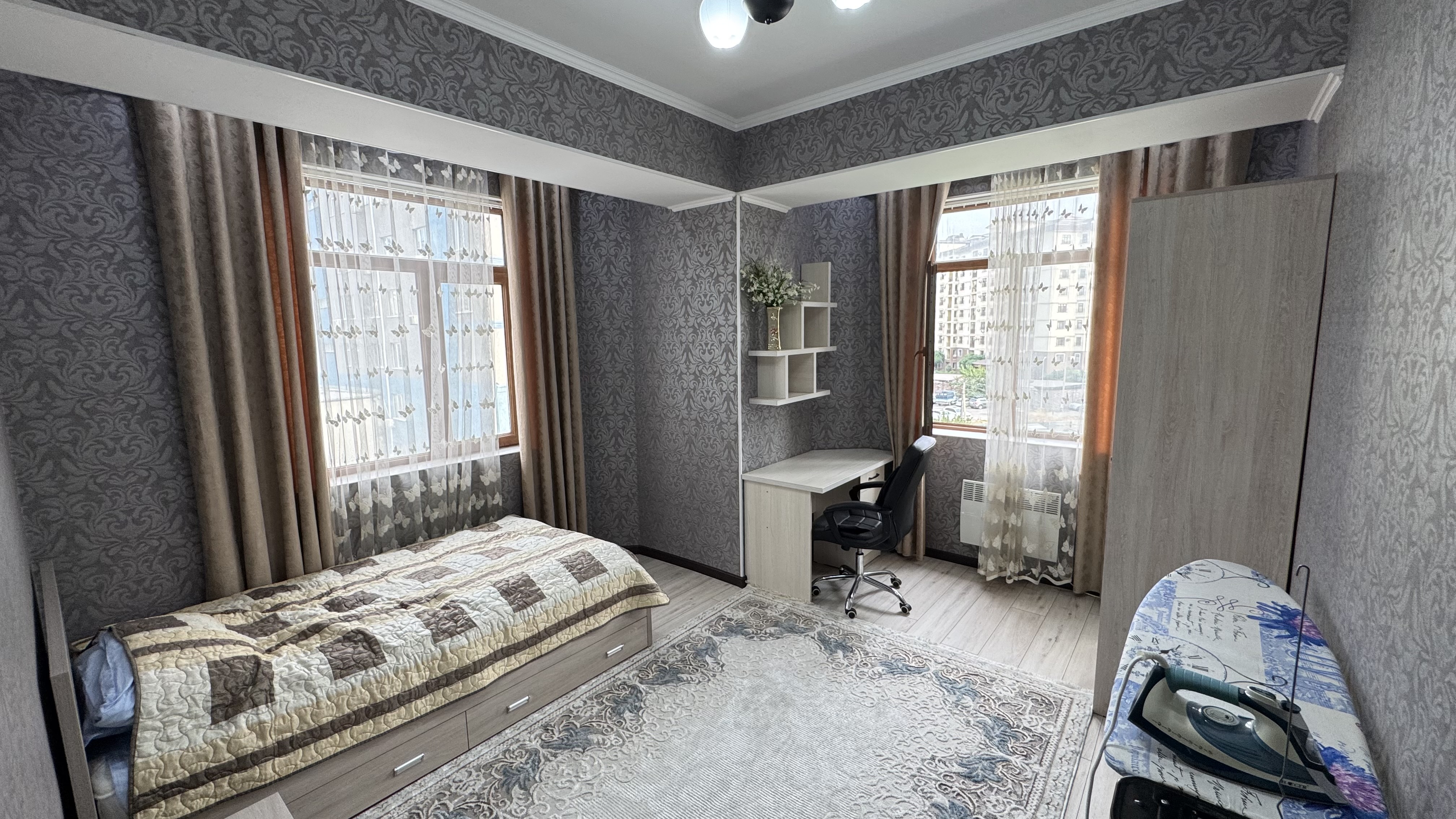 Элитка, 150 м2, этаж 5/10, ж/к Алымбек и Курманжан Датка, Сост: Евроремонт - фото 2