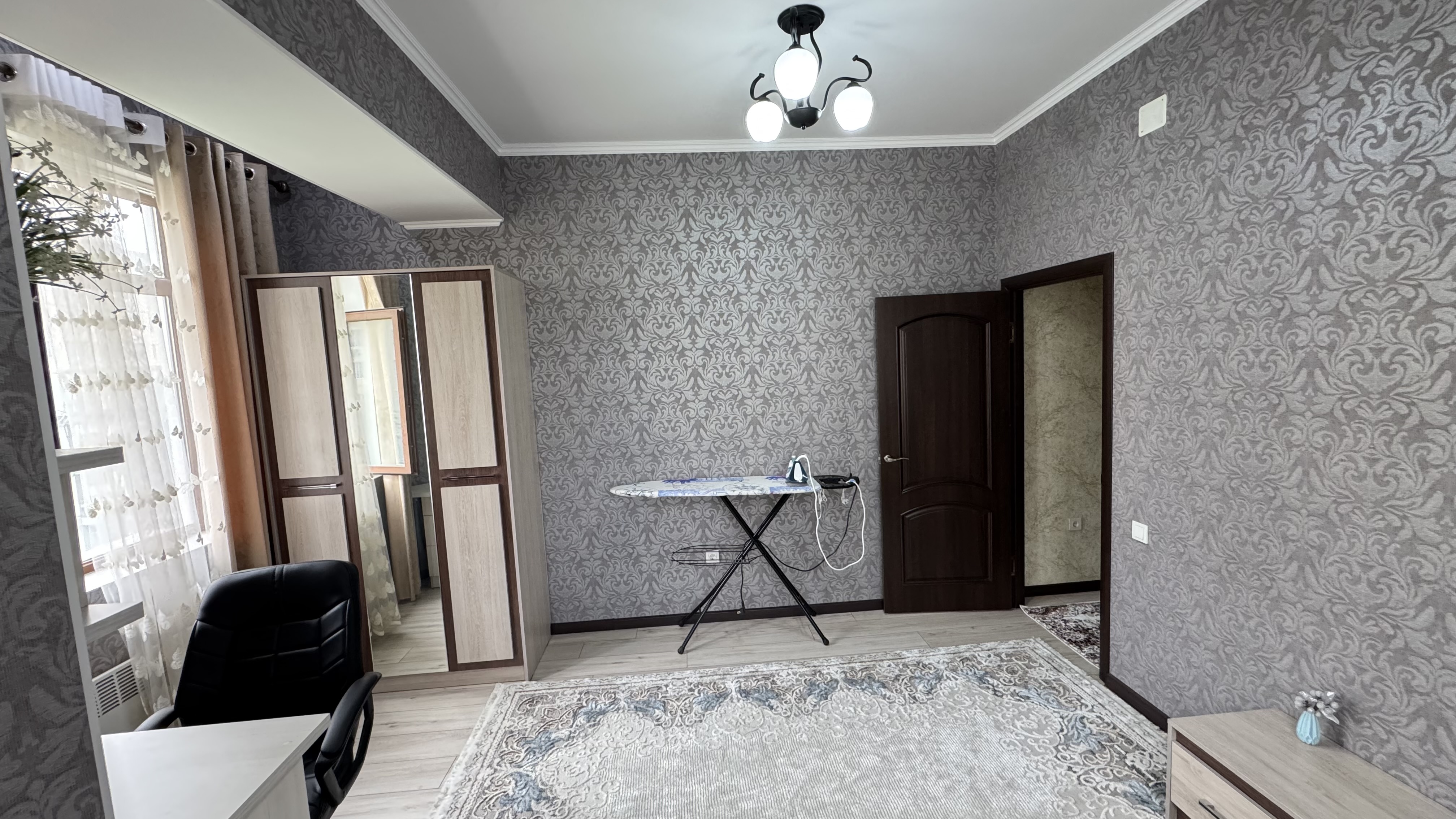 Элитка, 150 м2, этаж 5/10, ж/к Алымбек и Курманжан Датка, Сост: Евроремонт - фото 3