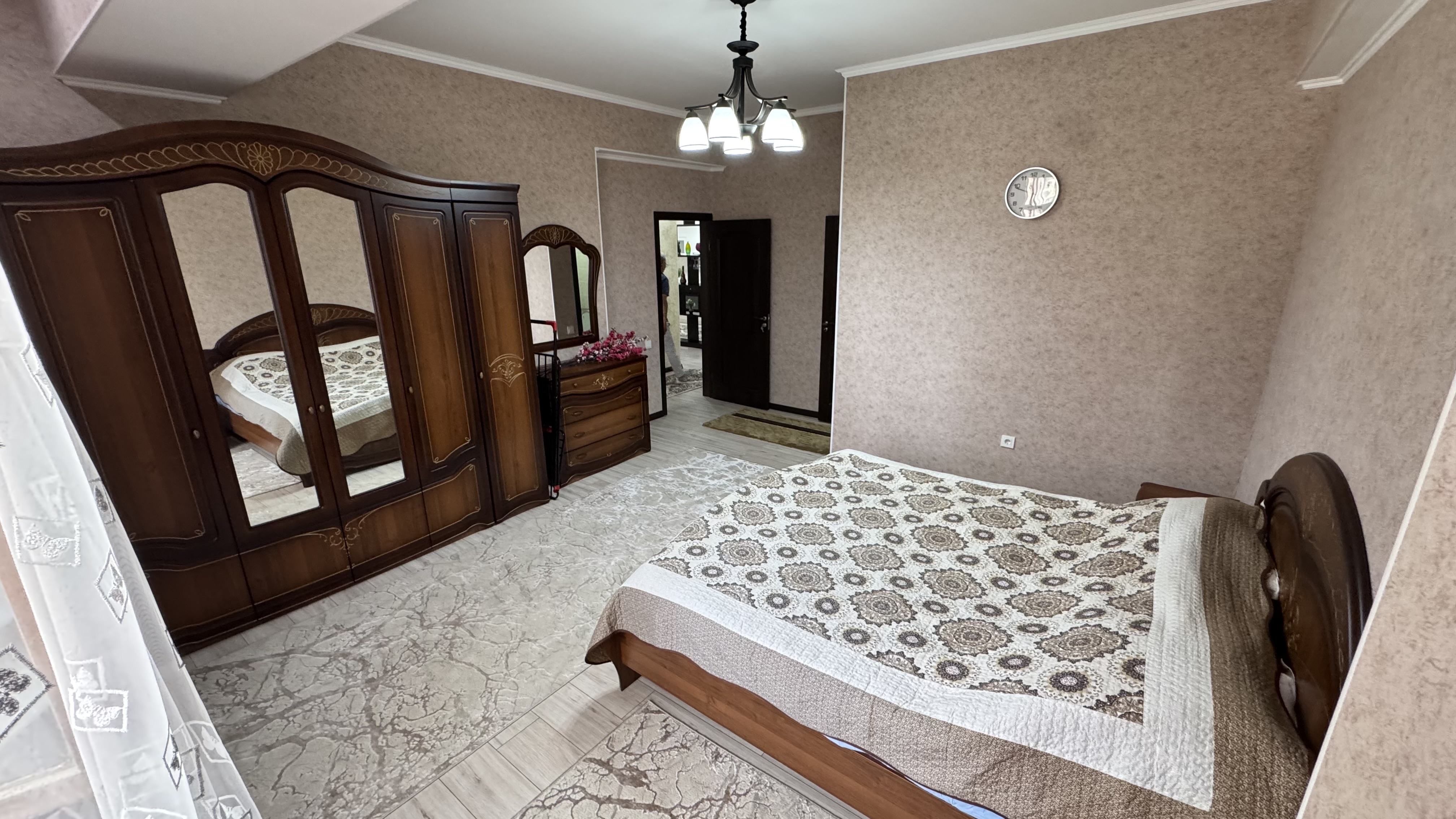 Элитка, 150 м2, этаж 5/10, ж/к Алымбек и Курманжан Датка, Сост: Евроремонт - фото 7