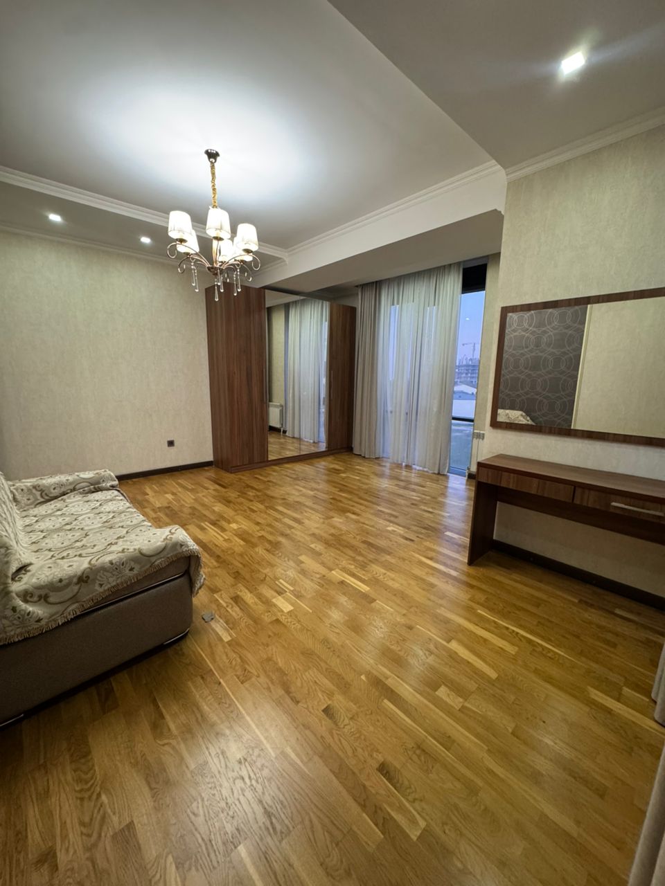 Аренда, Элитка, 4 ком, 176 м2, этаж 4/8, Сост: Евроремонт - фото 7