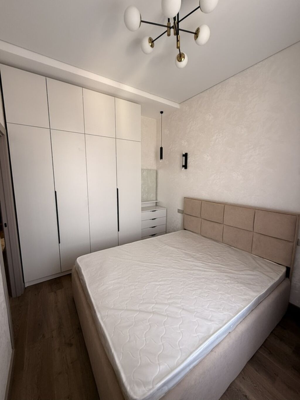 Элитка, 55 м2, этаж 10/16, ж/к Бахт, Сост: Евроремонт - фото 1