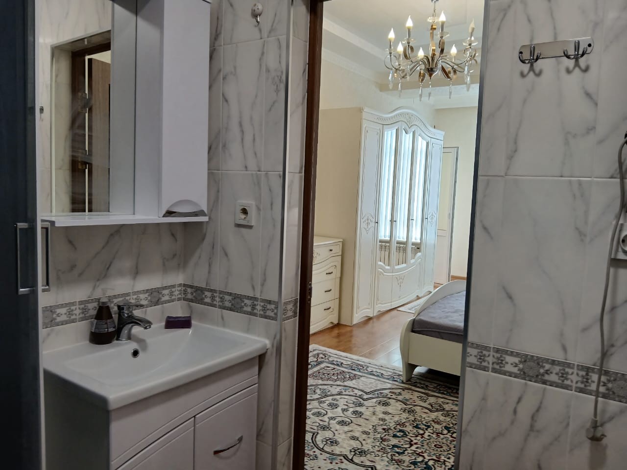 Элитка, 4 ком, 126 м2, этаж 8/10, ж/к ЖК Флоренция, Сост: Хорошее - фото 2