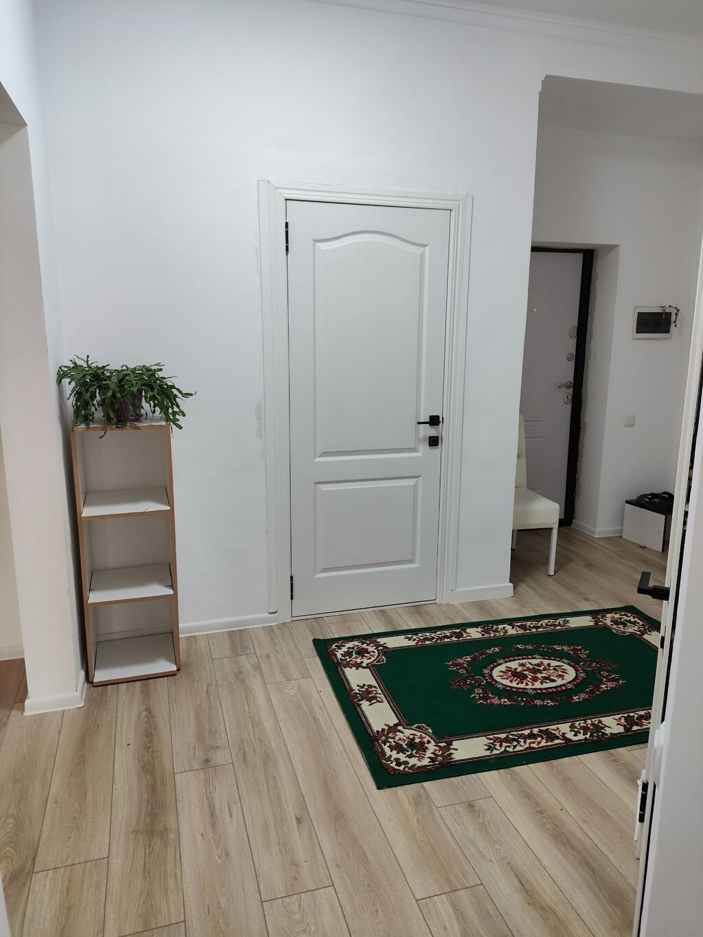 Элитка, 2 ком, 75 м2, этаж 1/3, Сост: Хорошее - фото 6