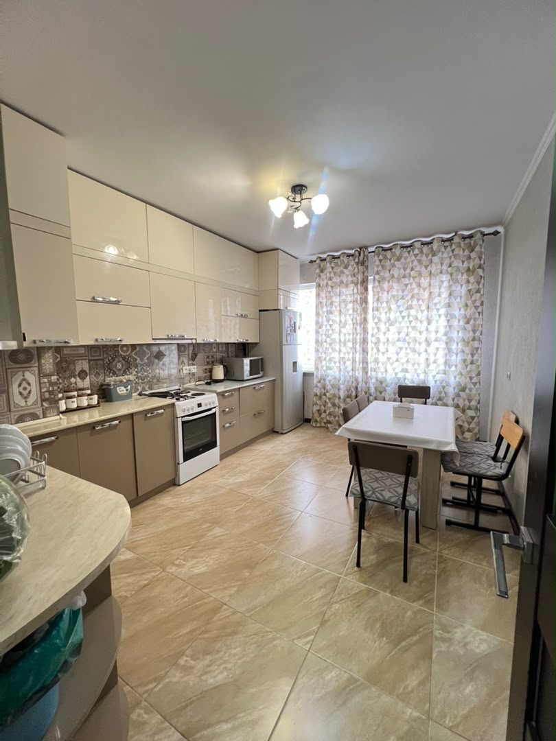 Продажа, Элитка, 2 ком, 68 м2, этаж 4/9, ж/к БИШКЕК КУРУЛУШ (Bishkek Kurulush), Сост: Евроремонт - фото 2