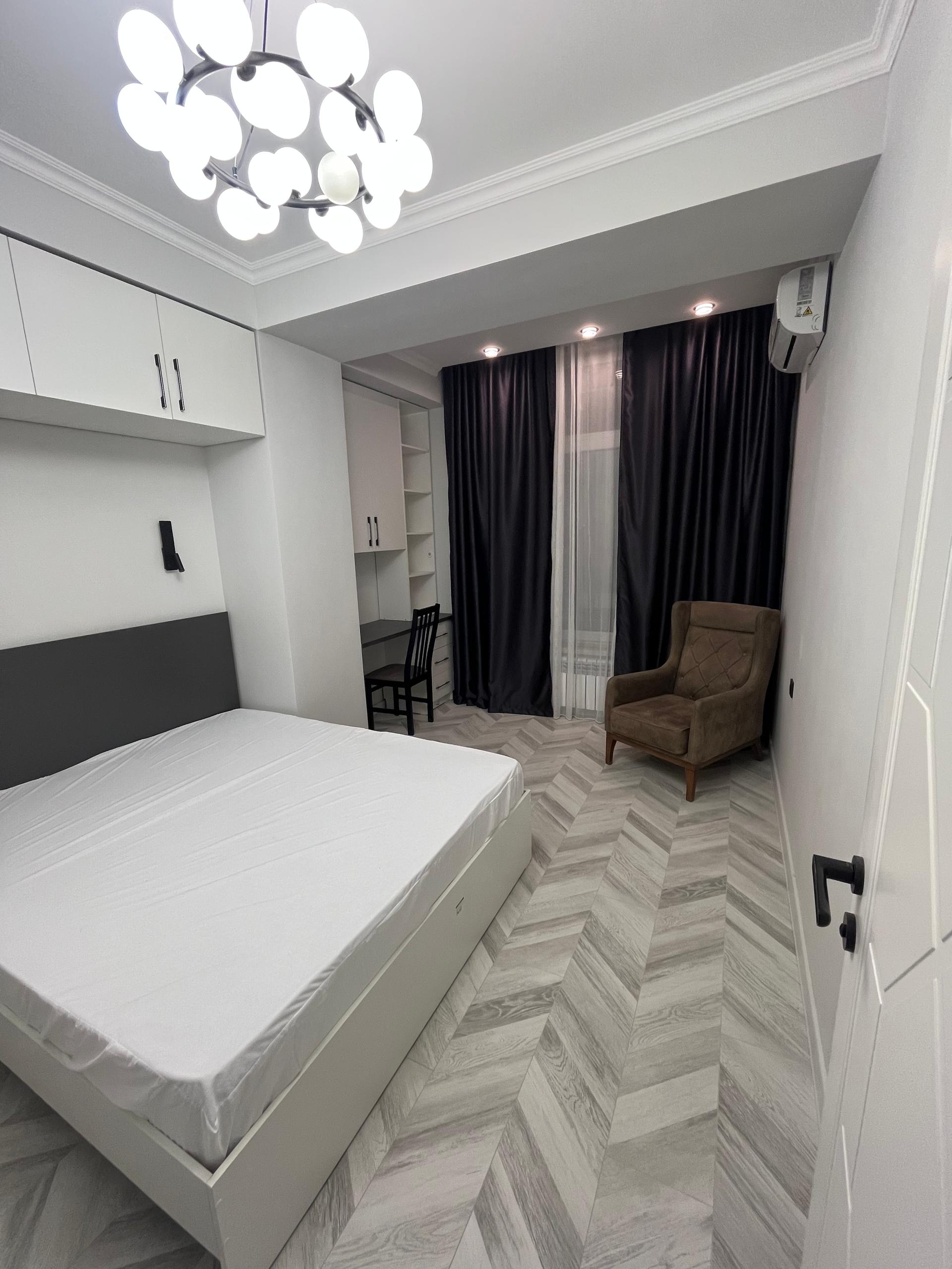 Аренда, Элитка, 2 ком, 53 м2, этаж 14/14, ж/к Бот Сад, Сост: Евроремонт - фото 11
