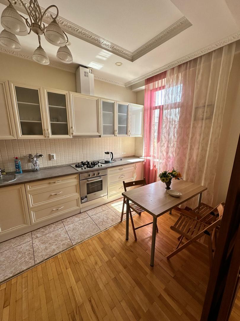 Элитка, 3 ком, 130 м2, этаж 7/10, Сост: Евроремонт - фото 17