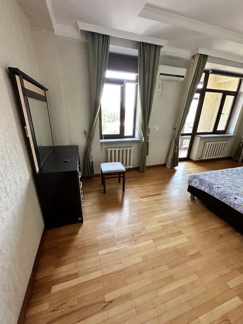 Элитка, 3 ком, 130 м2, этаж 7/10, Сост: Евроремонт - фото 18