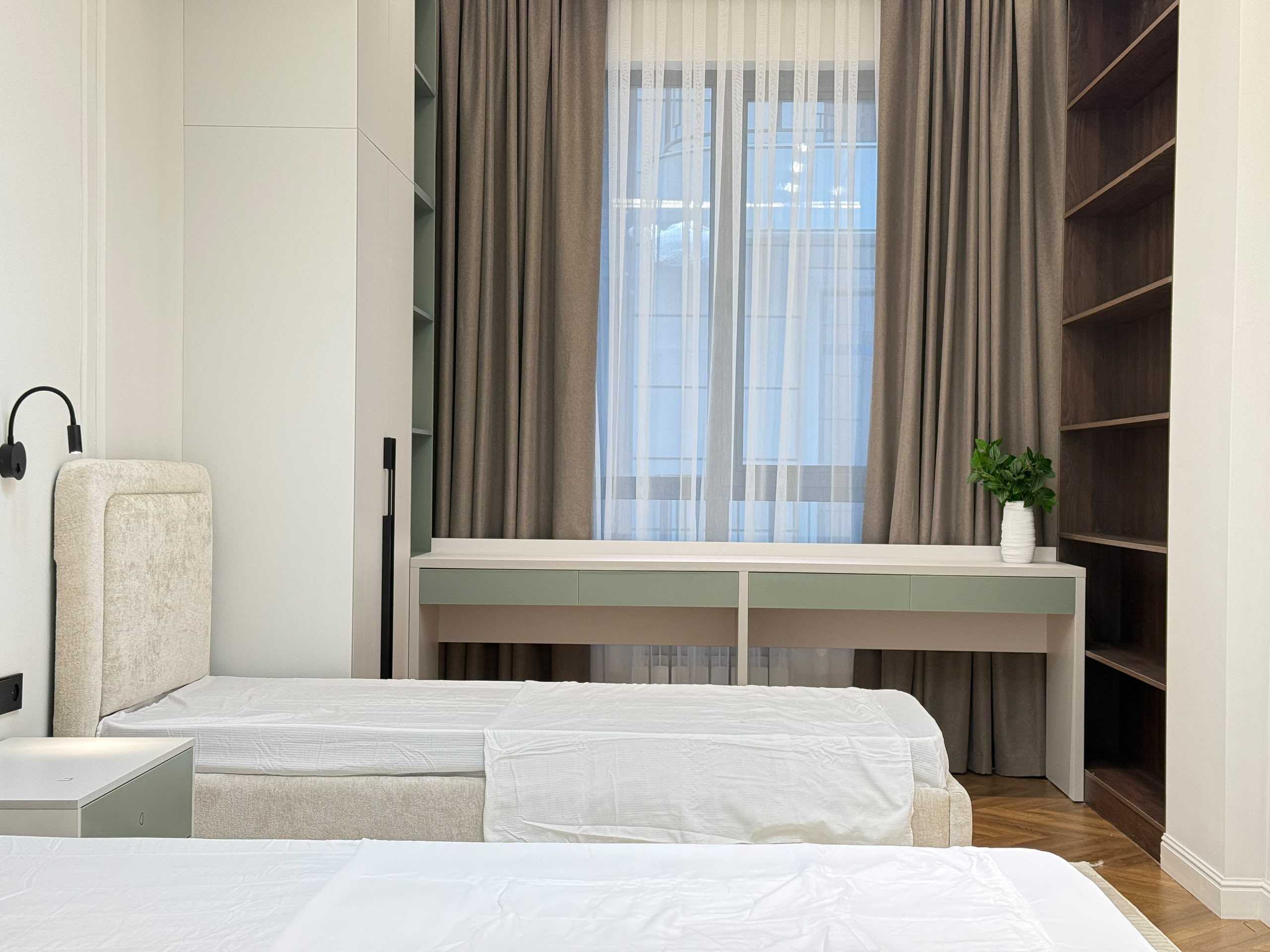 Элитка, 3 ком, 92 м2, этаж 4/8, ж/к ORTOSAY VILLAGE, Сост: Евроремонт - фото 6
