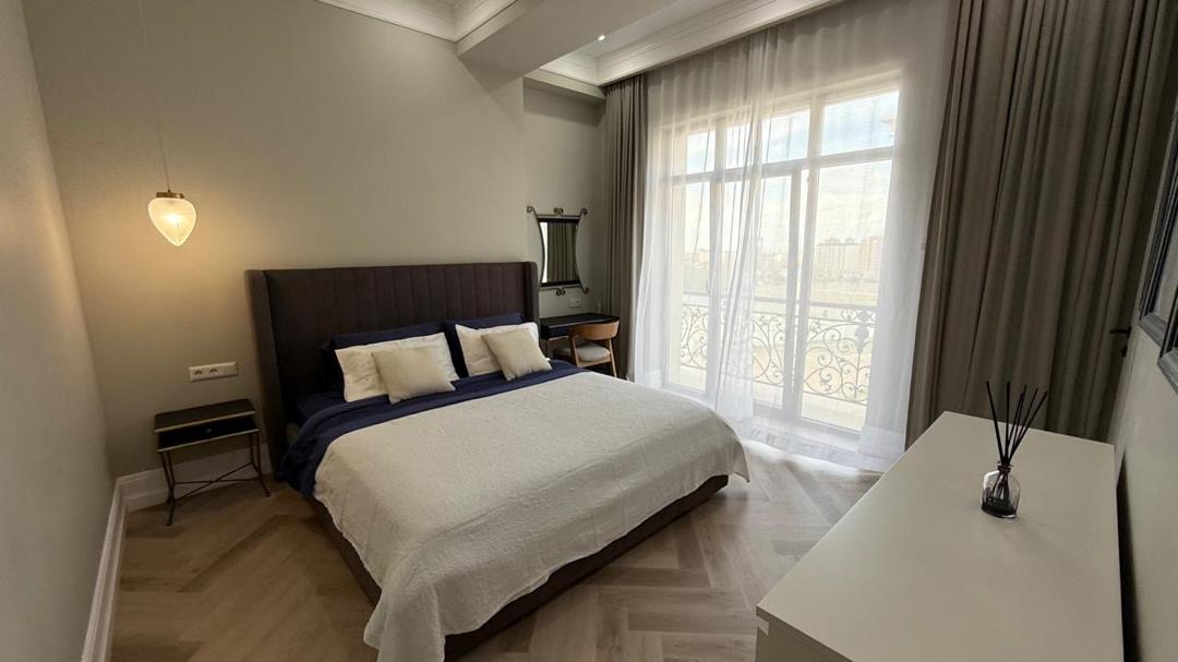 Элитка, 2 ком, 85 м2, этаж 7/9, ж/к Централ Парк (Central Park), Сост: Евроремонт - фото 17