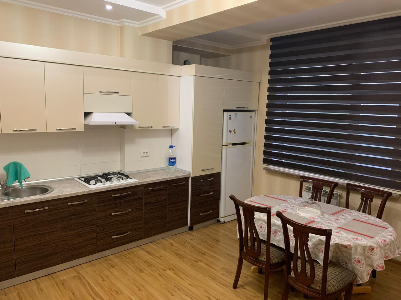 Элитка, 3 ком, 90 м2, этаж 2/10, Сост: Евроремонт - фото 6