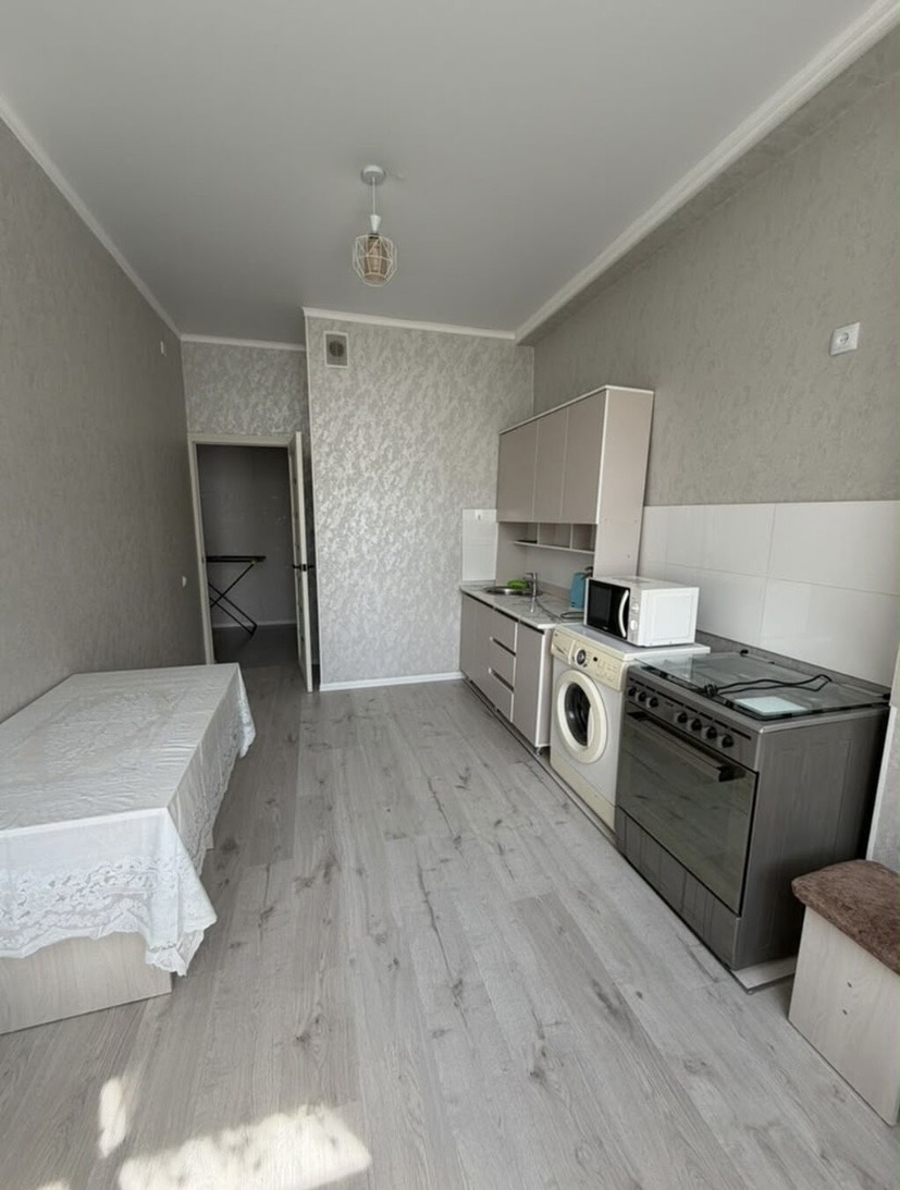 Элитка, 1 ком, 38 м2, этаж 1/5, Сост: Хорошее - фото 3