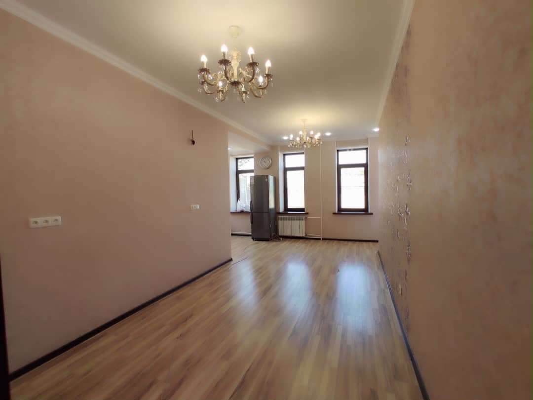 Офис, Коммерческая, 460 м2, этаж 1/1, Сост: Евроремонт - фото 1