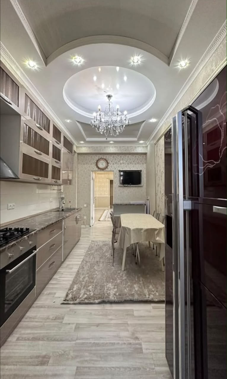 Элитка, 4 ком, 140 м2, этаж 7/10, Сост: Евроремонт - фото 10