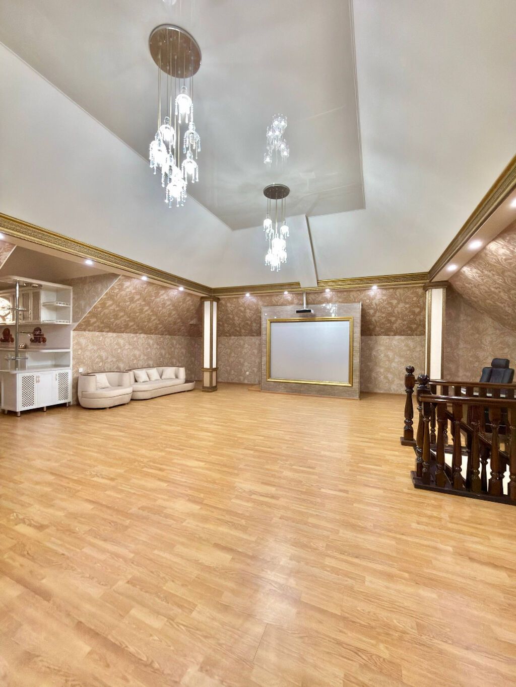 Дом, 10 ком, 12 соток, Сост: Евроремонт - фото 11