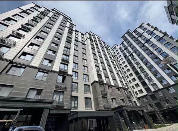 Элитка, 46 м2, этаж 6/14, ж/к Кап Строй Сити (Capstroy City), Сост: Евроремонт - фото 1