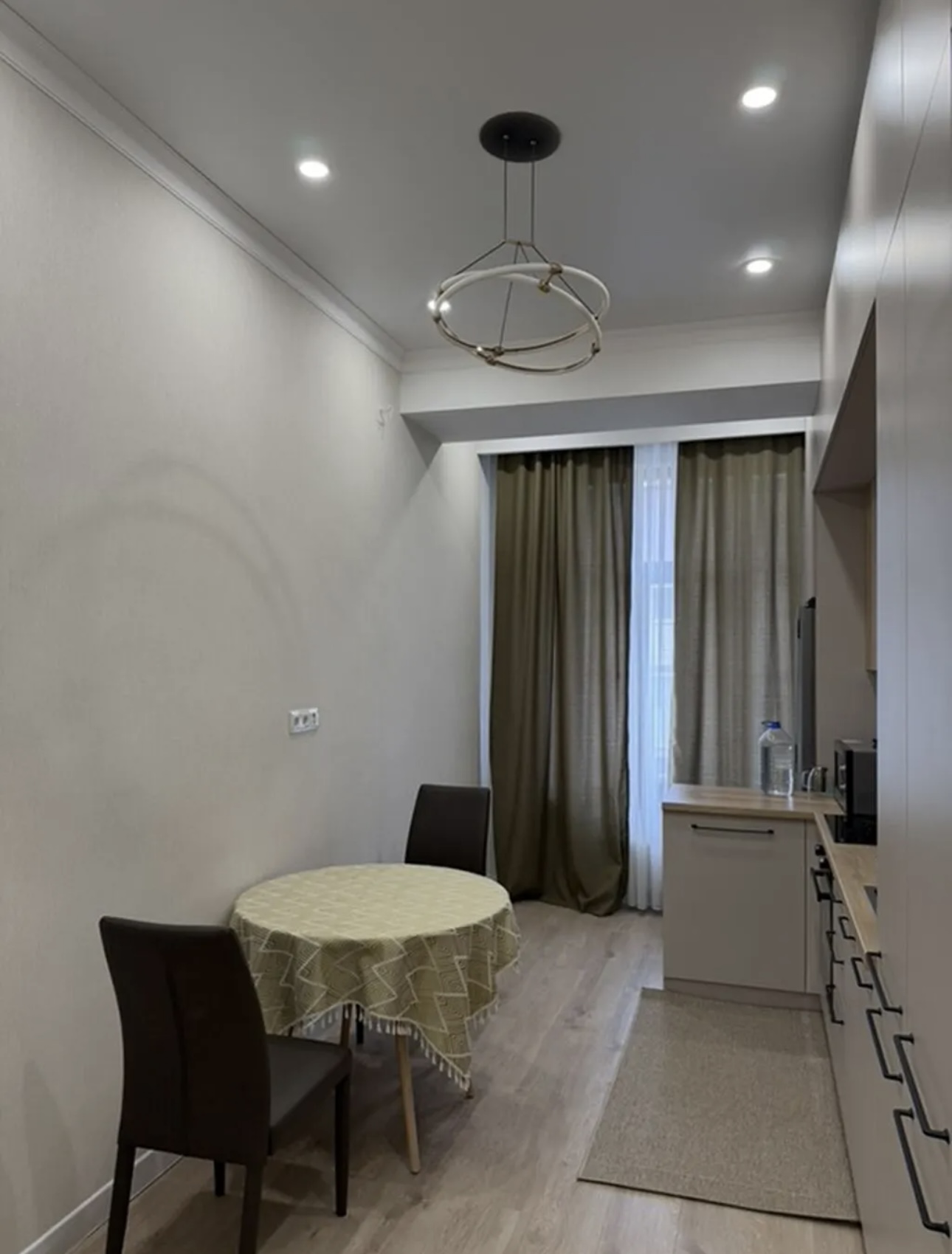 Аренда, Элитка, 1 ком, 44 м2, этаж 8/12, ж/к Парк Авеню (Park Avenue), Сост: Евроремонт - фото 2
