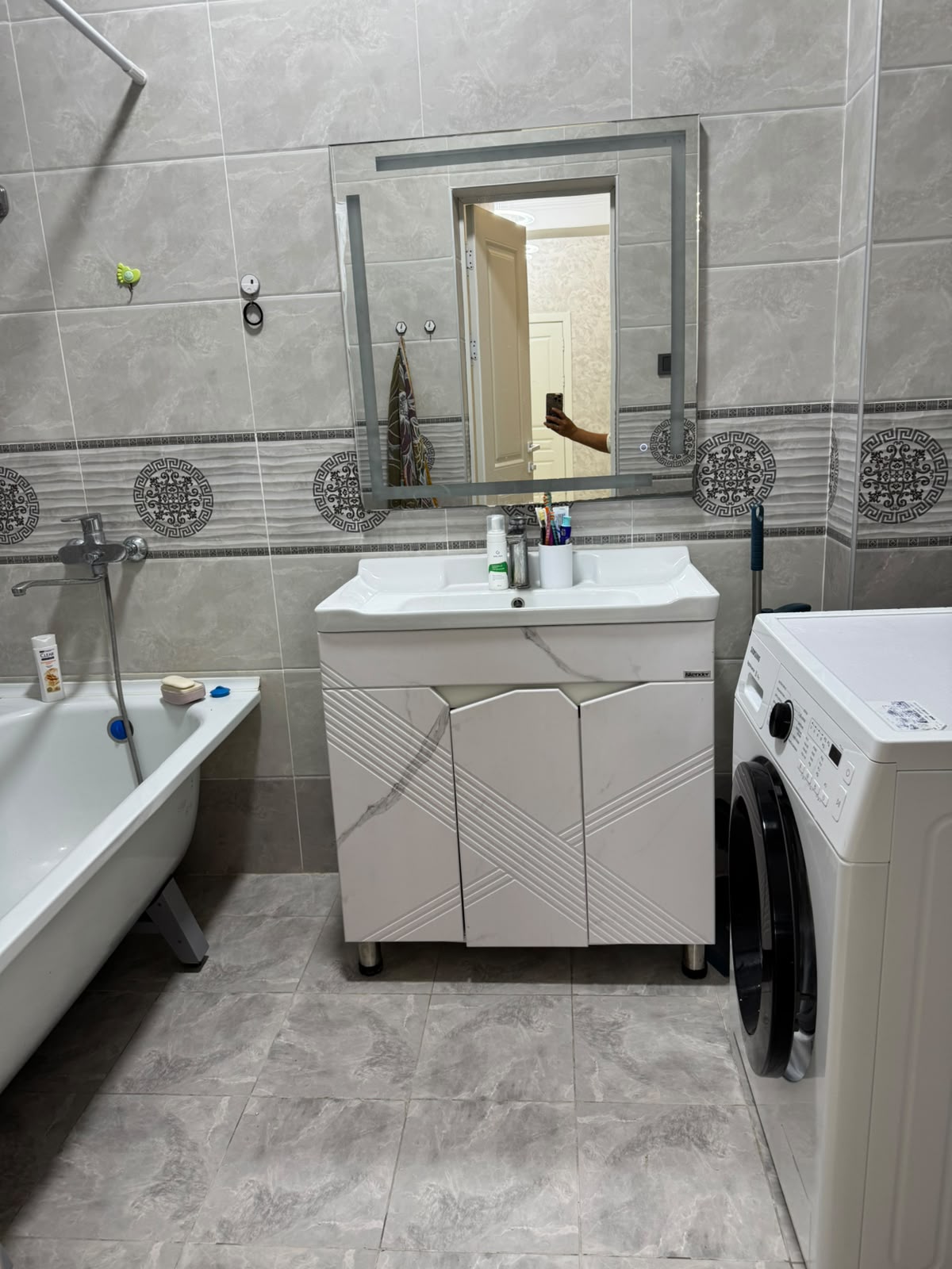 Элитка, 2 ком, 82 м2, этаж 6/10, ж/к ЖК Флоренция, Сост: Евроремонт - фото 2