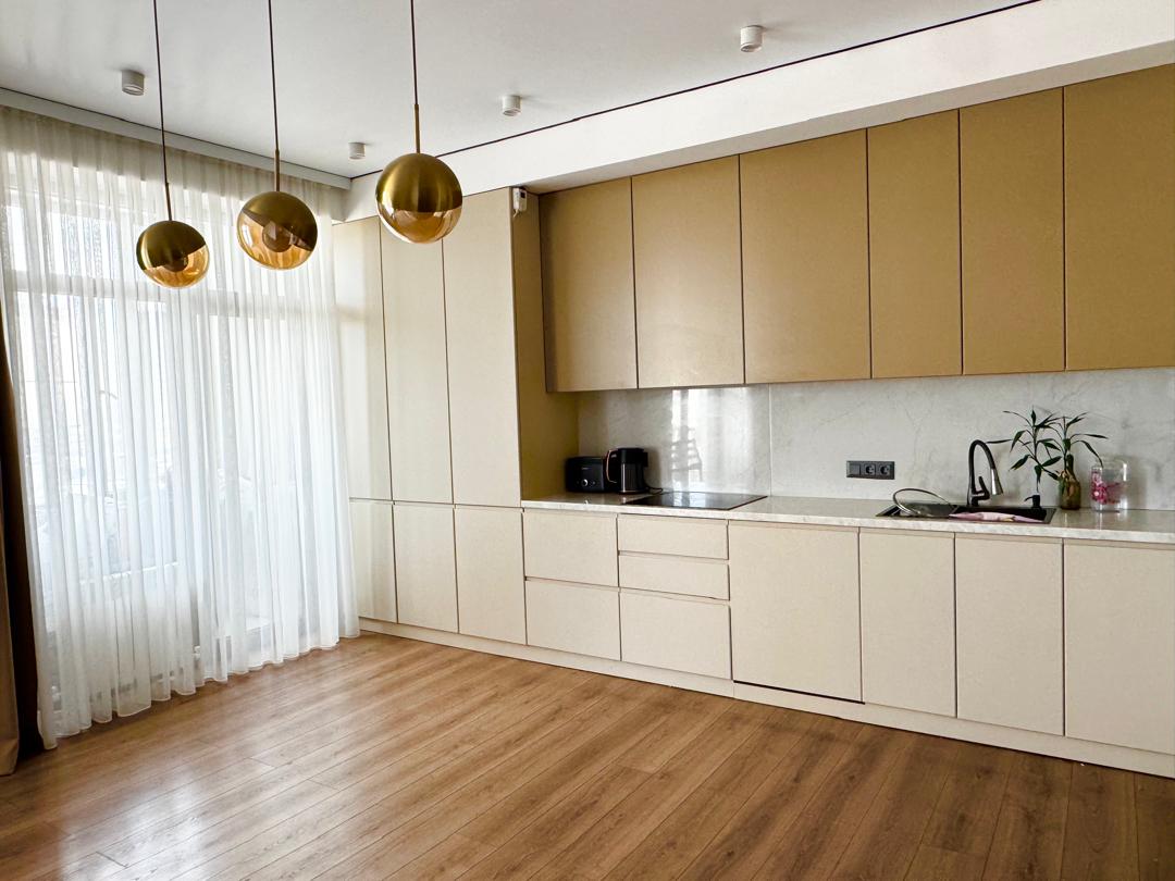 Продажа, Элитка, 3 ком, 118 м2, этаж 4/7, ж/к Памир Резиденс, Сост: Евроремонт - фото 2