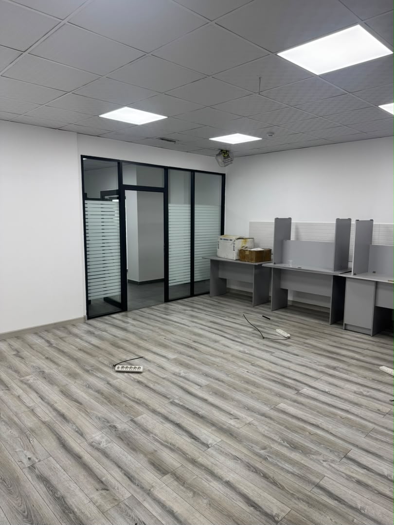 Офис, Коммерческая, 130 м2, этаж 1/12, Сост: Хорошее - фото 3