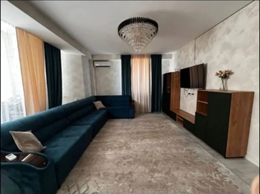 Элитка, 3 ком, 120 м2, этаж 4/10, ж/к Азия Курулуш, Сост: Евроремонт - фото 1
