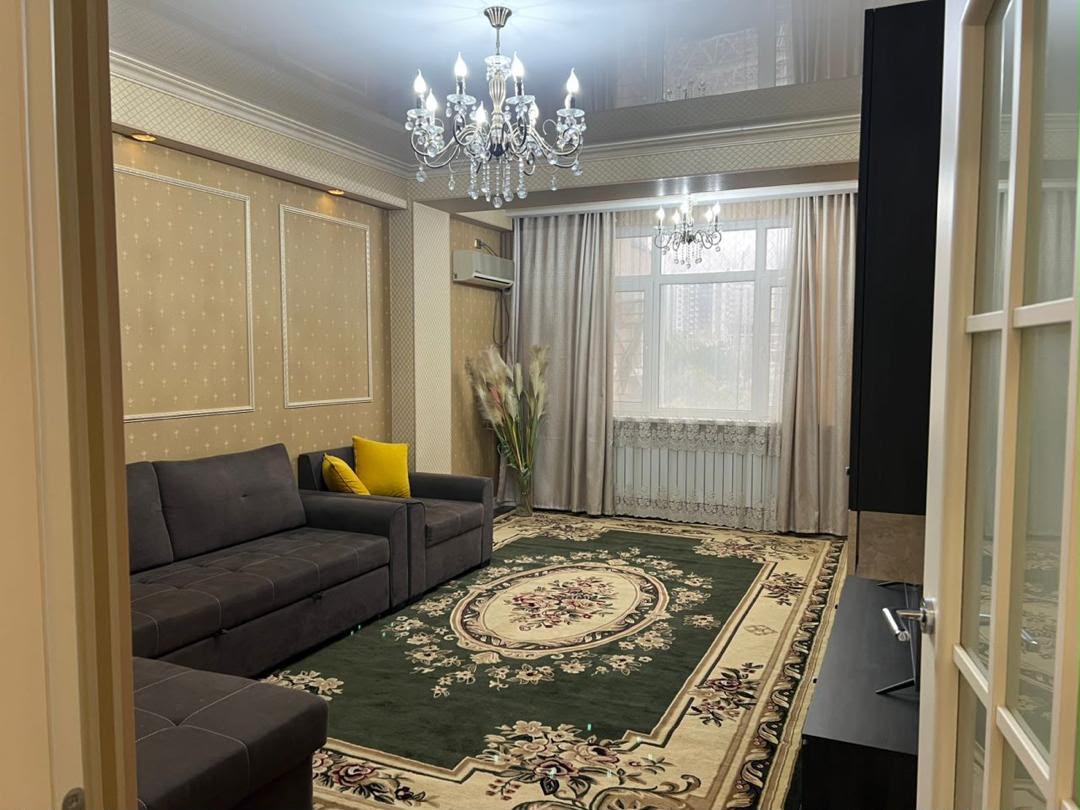 Элитка, 2 ком, 76 м2, этаж 4/10, ж/к Дианур (Dianur) - фото 3