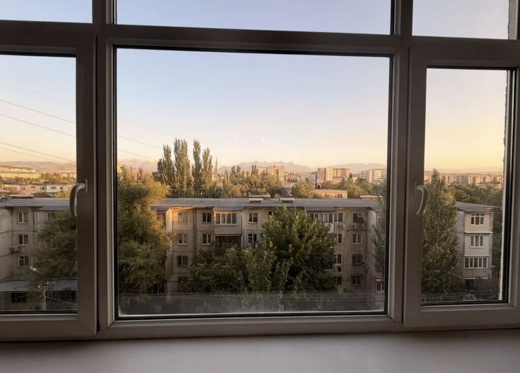 Элитка, 3 ком, 93 м2, этаж 5/10, ж/к Мега Строй, Сост: Евроремонт - фото 2