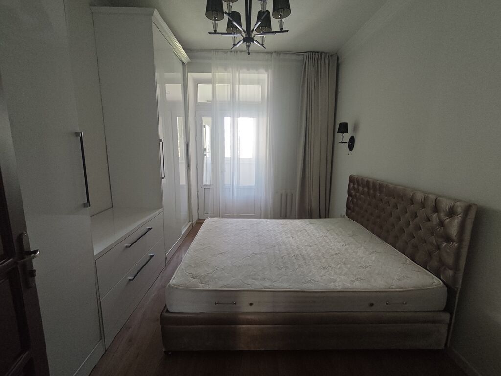 3 ком, Сталинка, 70 м2, этаж 3/4 - фото 4