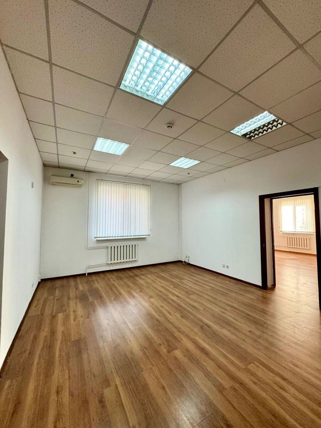Офис, Коммерческая, 350 м2, этаж 2/3, Сост: Среднее - фото 5